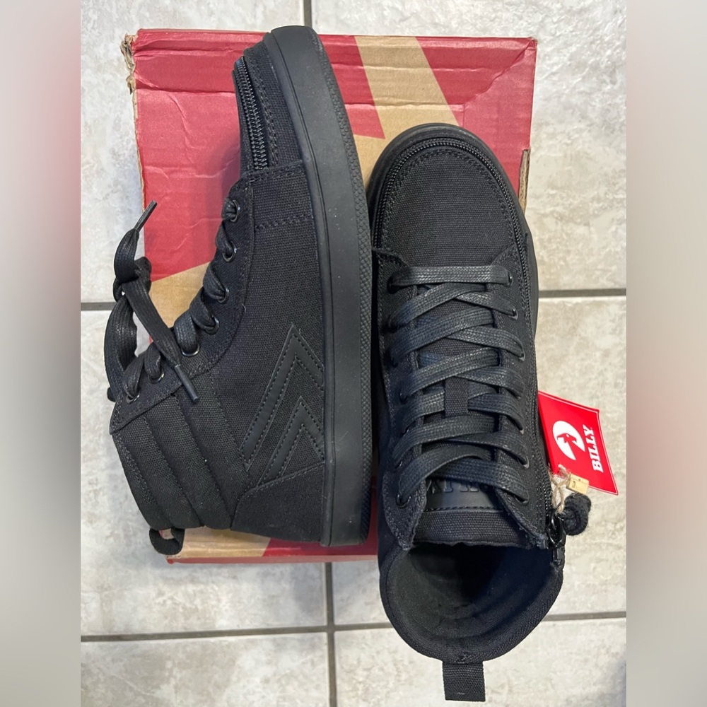 Billy Shoes NWT Men’s Size 7